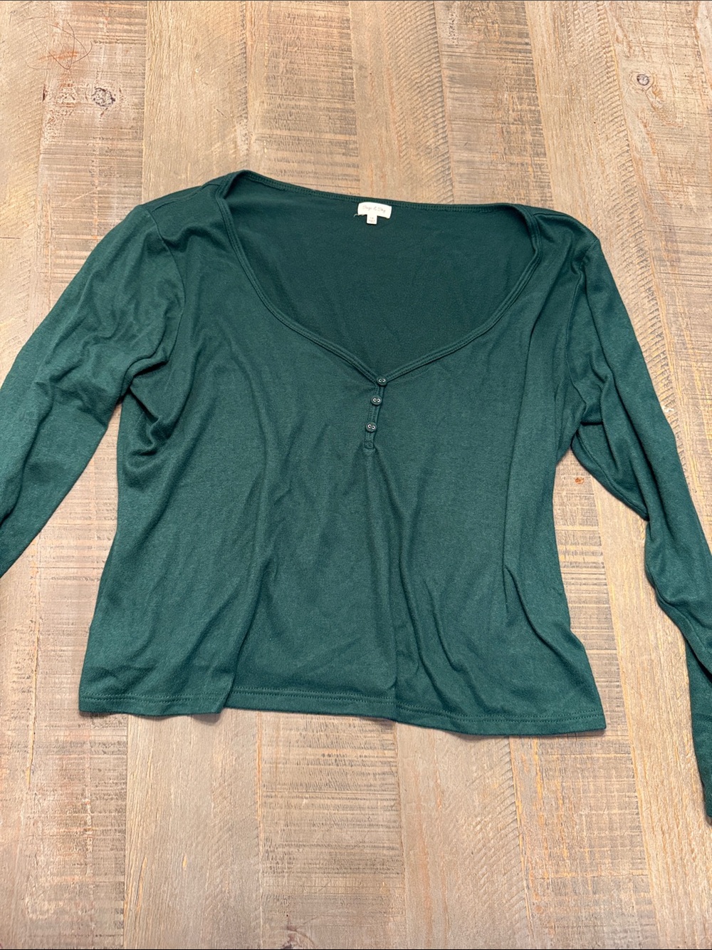 Women’s Forest Green Long-Sleeve Scoop Henley Top